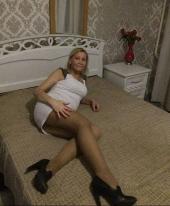 Оказываю широкий спектр услуг, готова погрузить тебя в мир наслаждения и расслабления. Мои возможности ограничены только твоими фантазиями. Я всегда стремлюсь доставить максимум удовольствия и создать незабываемые впечатления. У меня есть отличные отзывы, где мои клиенты описывают меня как заботливую и страстную партнершу. Приходи ко мне и убедись в этом сам! Отправляй мне свои фото и давай встретимся в Москве, чтобы реализовать все твои желания. 💋💕🔥 Нина